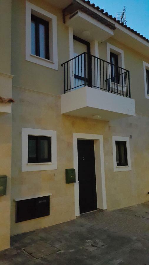 Chris'S Kyklades Holiday Apartment Paralimni Exterior photo