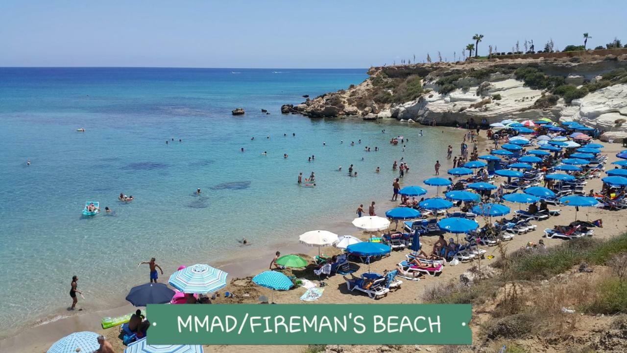 Chris'S Kyklades Holiday Apartment Paralimni Exterior photo