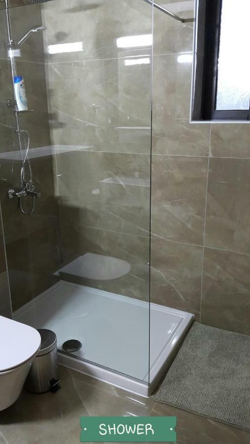 Chris'S Kyklades Holiday Apartment Paralimni Exterior photo